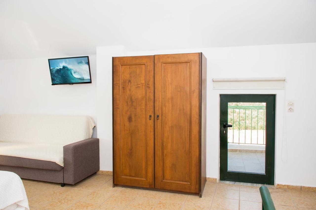 Olive Tree Apartment Kaliviani Exterior photo
