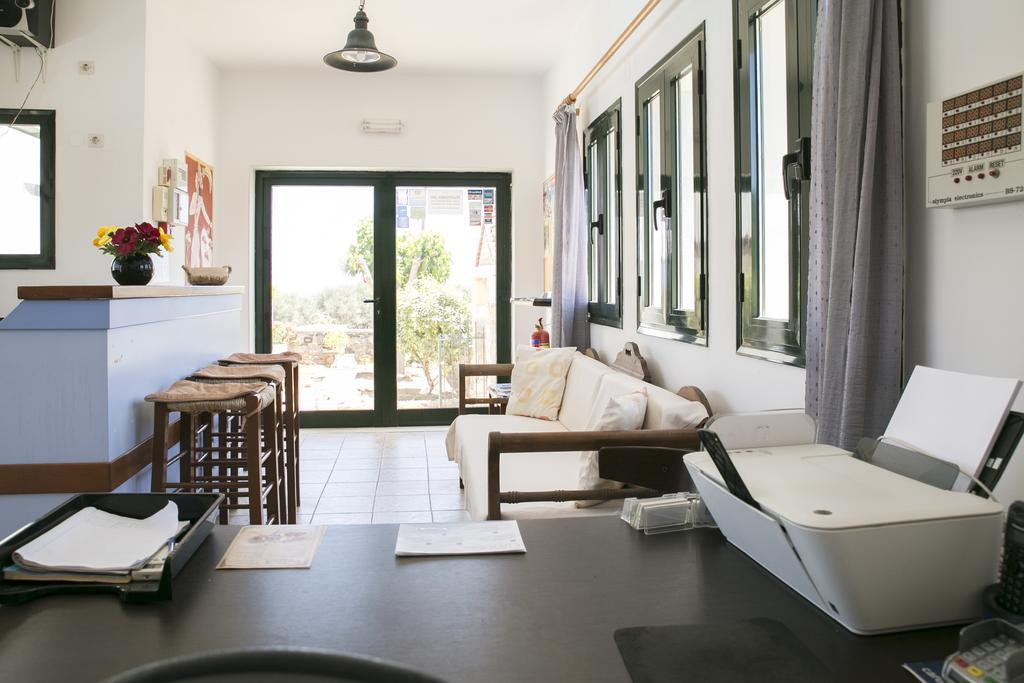 Olive Tree Apartment Kaliviani Exterior photo